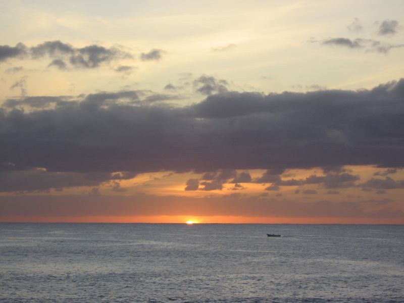 Caleta Hanga Roa sunset